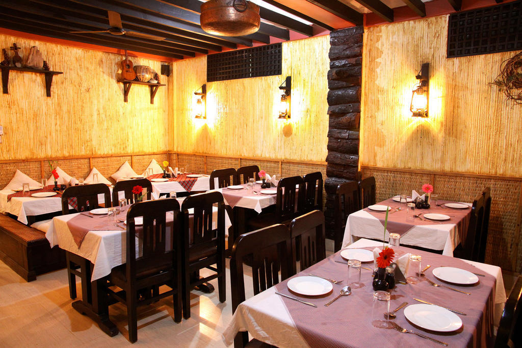 Dream Nepal Hotel And Apartment Катманду Екстер'єр фото
