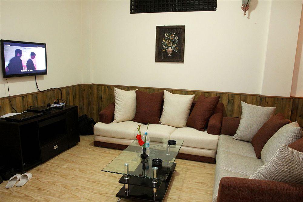 Dream Nepal Hotel And Apartment Катманду Екстер'єр фото