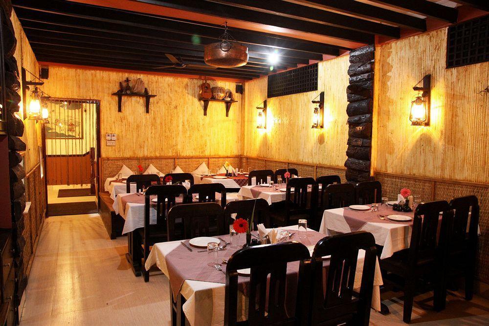 Dream Nepal Hotel And Apartment Катманду Екстер'єр фото