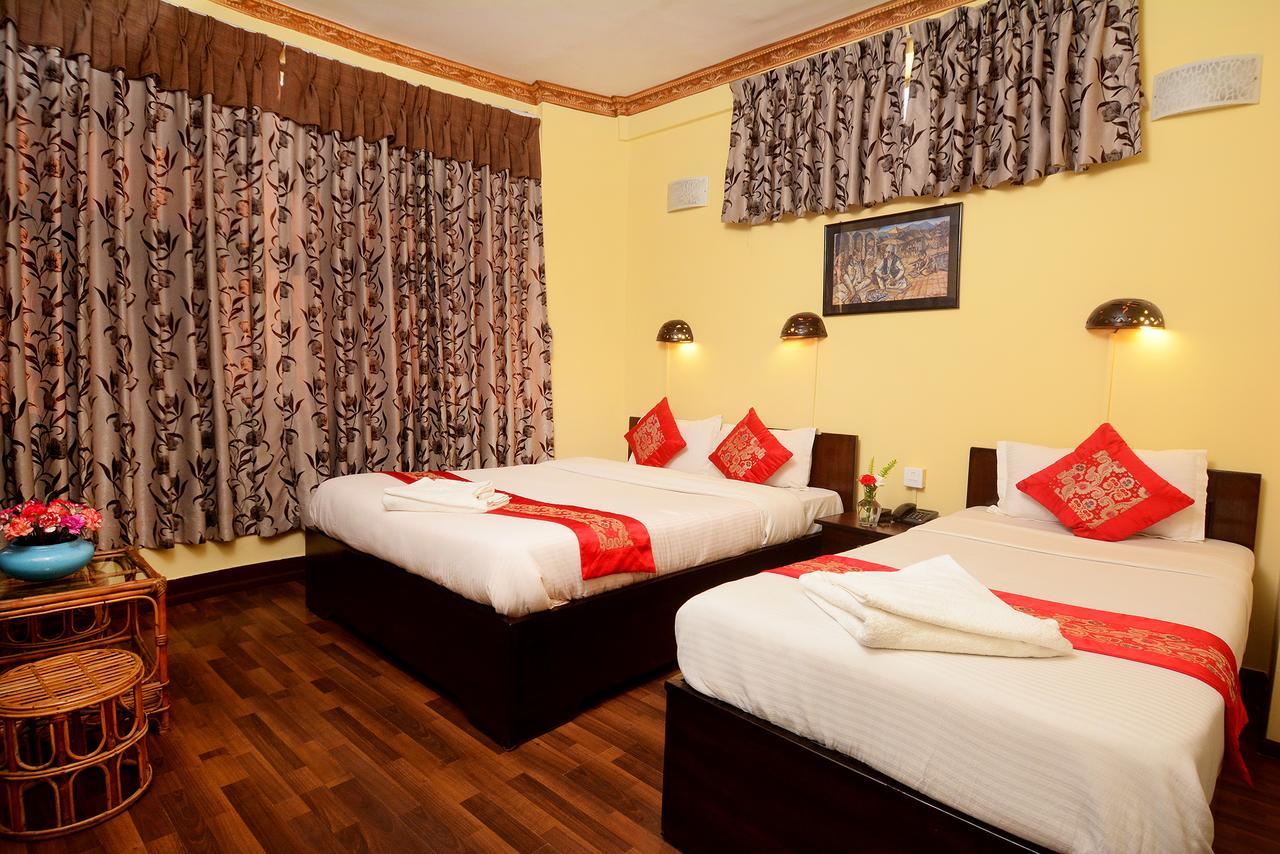 Dream Nepal Hotel And Apartment Катманду Екстер'єр фото