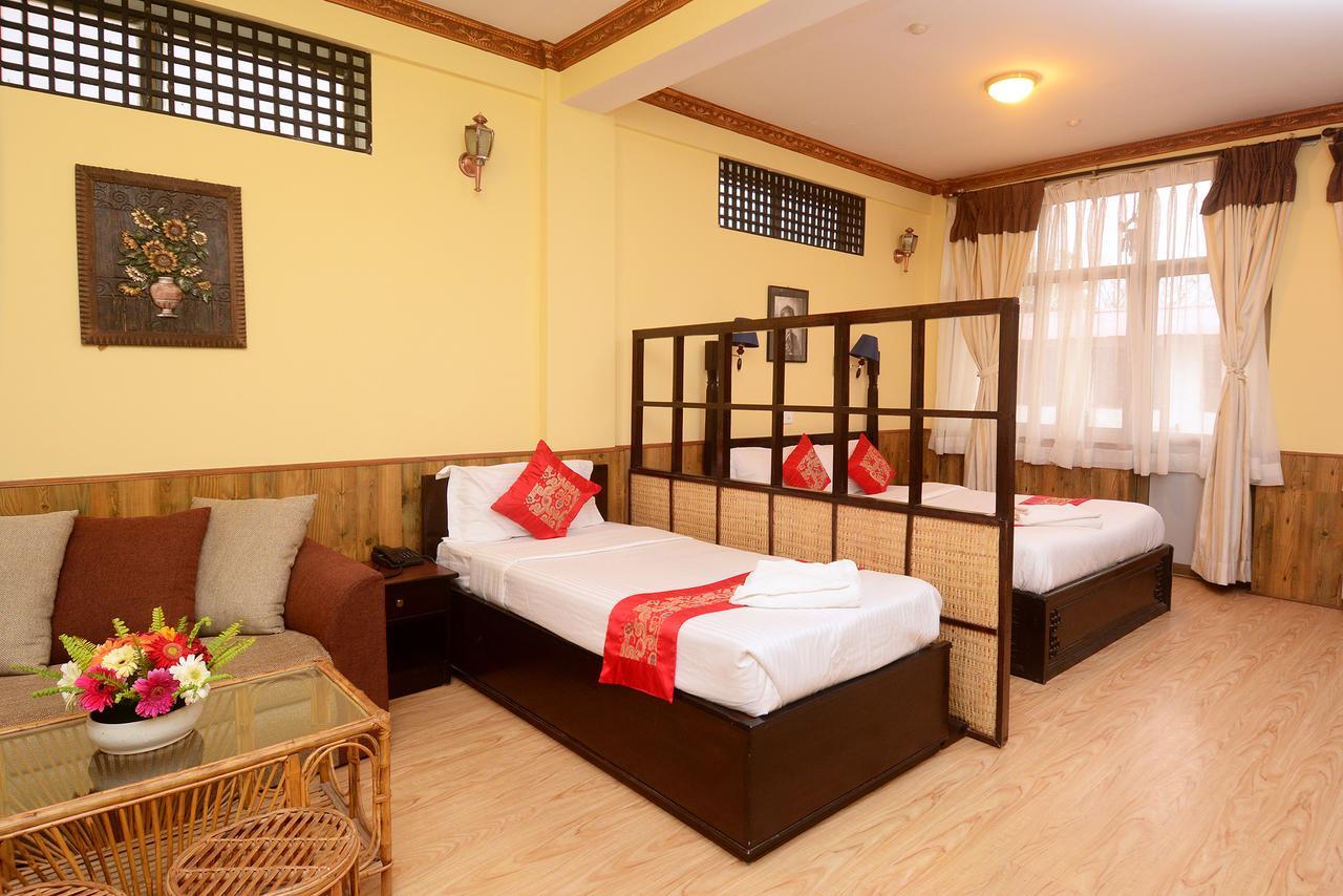 Dream Nepal Hotel And Apartment Катманду Екстер'єр фото