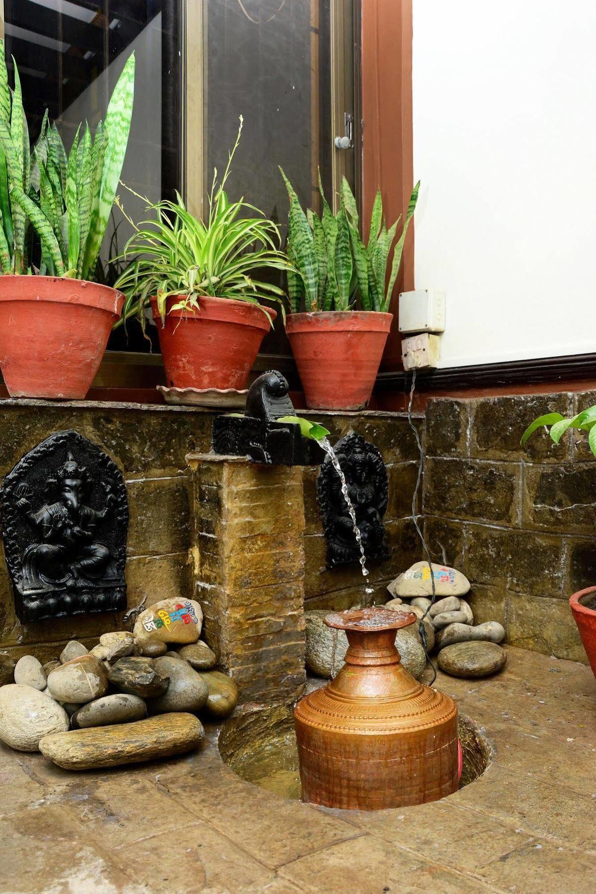 Dream Nepal Hotel And Apartment Катманду Екстер'єр фото