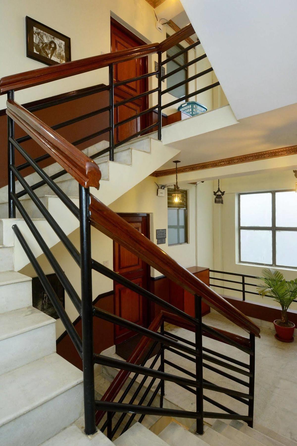 Dream Nepal Hotel And Apartment Катманду Екстер'єр фото